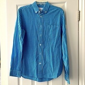 Men’s blue and white plaid dress shirt.